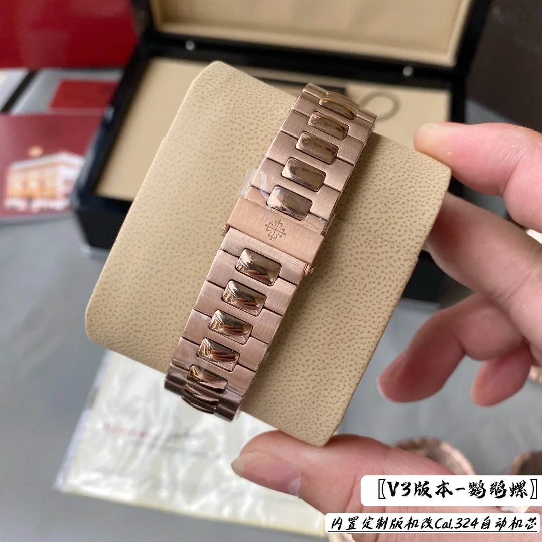【High-end replica】💰1300! 【Top Replica】💰Private chat! Patek Philippe-Nautilus Ref.5711 has arrived, the best detoxification solution on the Internet! Details: 1⃣️With customized version of Cal.324 automatic movement. 2⃣️316L customized ergonomic watch strap! The case has a clear steel stamp 3⃣️The beads in the steel band are diamond-shaped, which is consistent with the genuine product. 4⃣️Diameter 40 mm. Wearing 5711/1A not only shows youthful vitality, but also exudes a strong sense of calmness from the inside out. It is a well-deserved "King of Steel Watches"! Welcome for your tasting!
